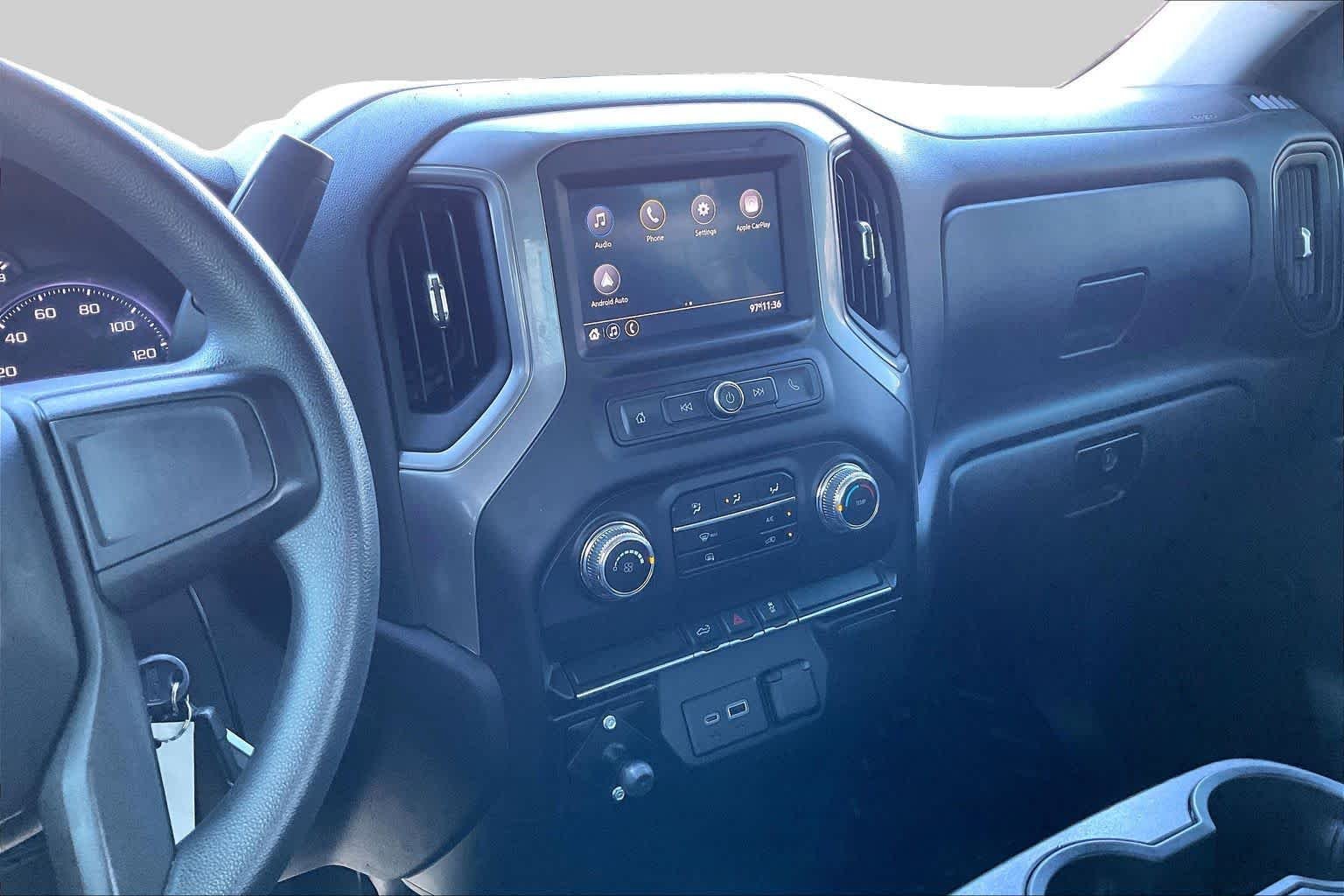 Used 2021 Summit White GMC  image 7