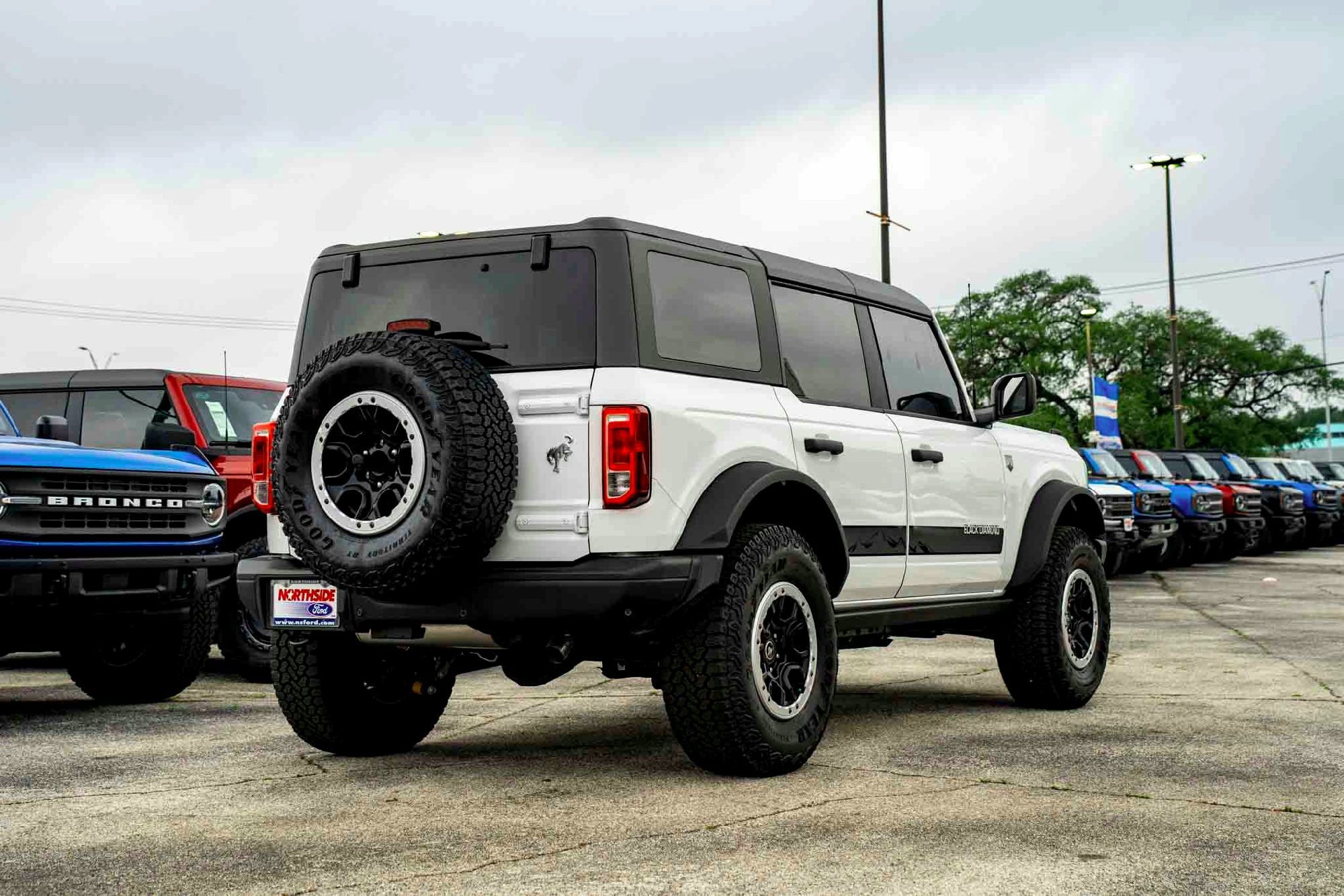 New 2025 Oxford White Ford Big Bend image 4