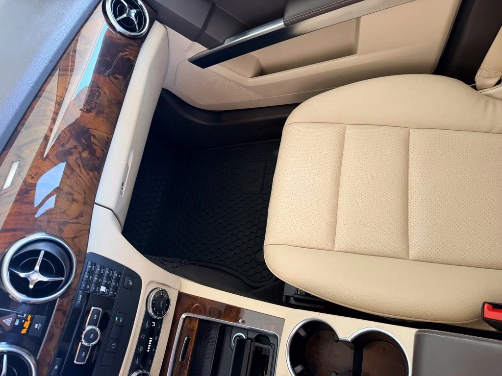 Used 2013 Silver Mercedes-Benz GLK 350 image 19