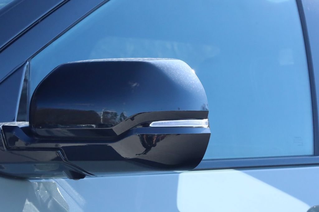 2026 Toyota Tundra Limited - Photo 16