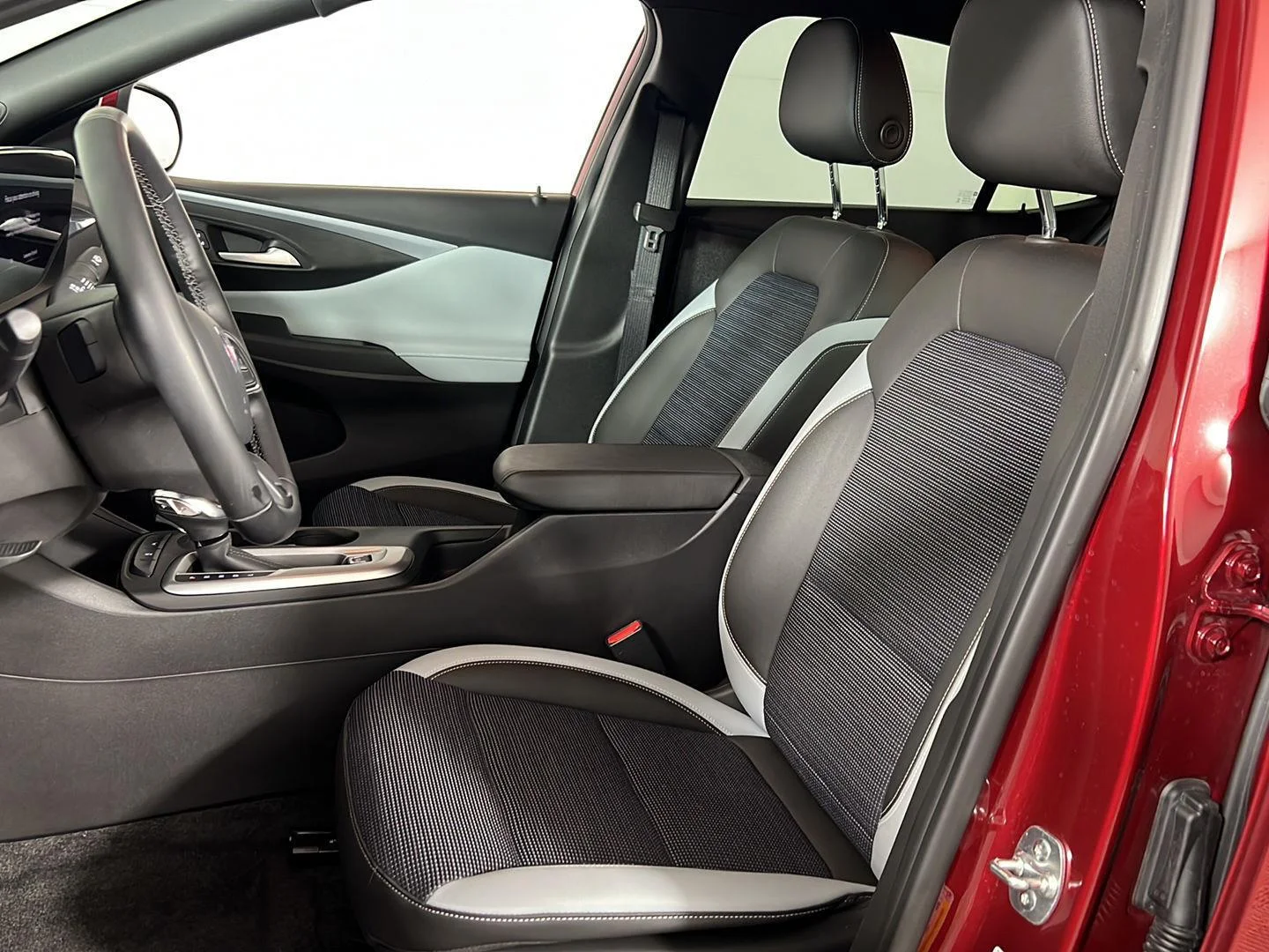 Used 2024 Cinnabar Metallic Buick Preferred image 12