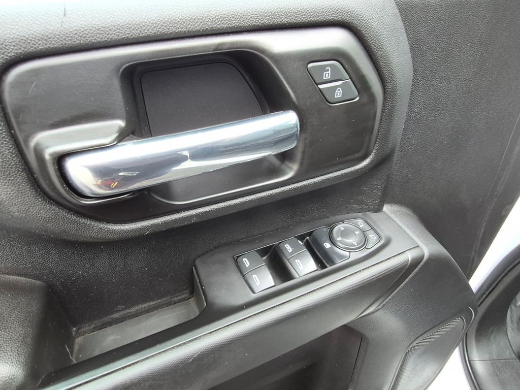 Used 2022 White Chevrolet Work Truck image 13