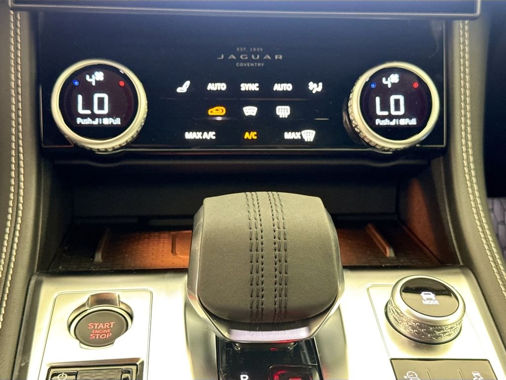2026 Jaguar F-Pace R-Dynamic S - Photo 16