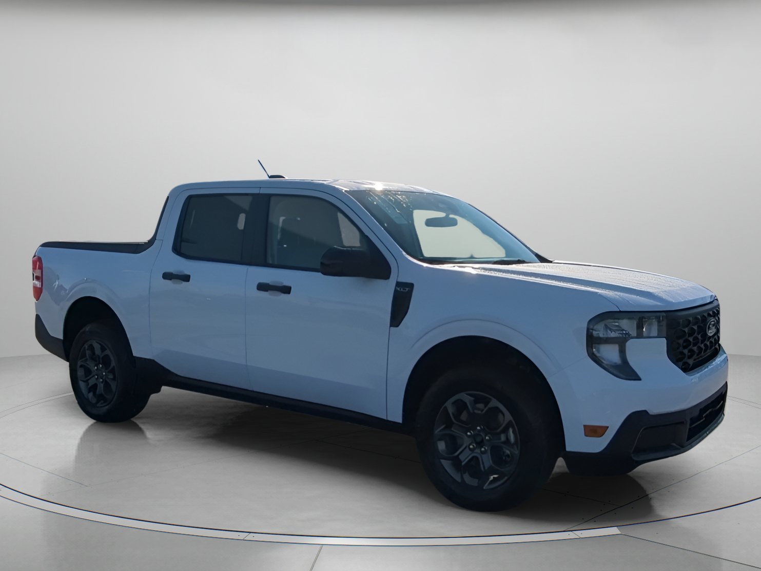 New 2026 Oxford White Ford XLT image 31