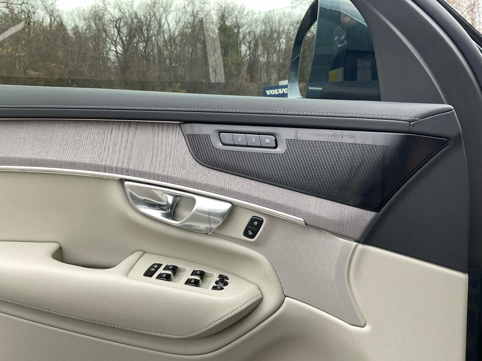 2026 Volvo XC90 Ultra - Photo 18