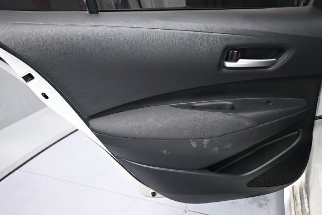 Used 2021 White Toyota LE image 18