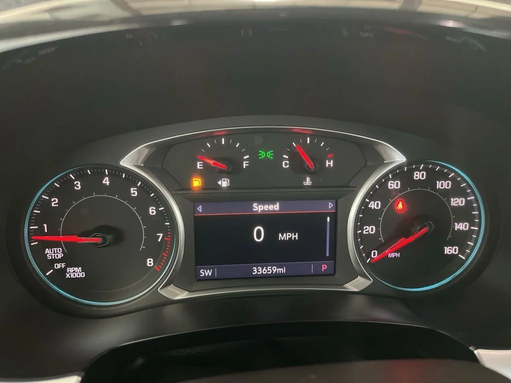 Used 2021 Gray Chevrolet LT image 8