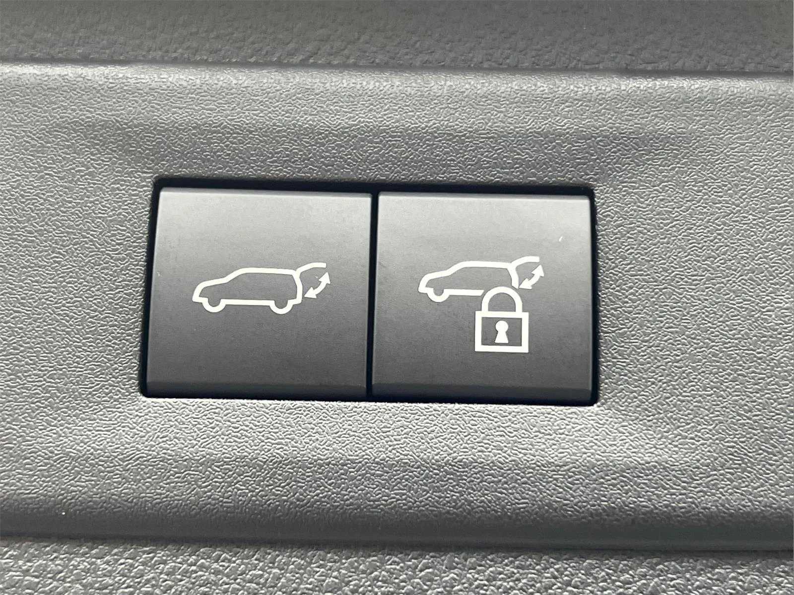 New 2026 Atomic Silver Lexus NX 350 F SPORT Handling image 12