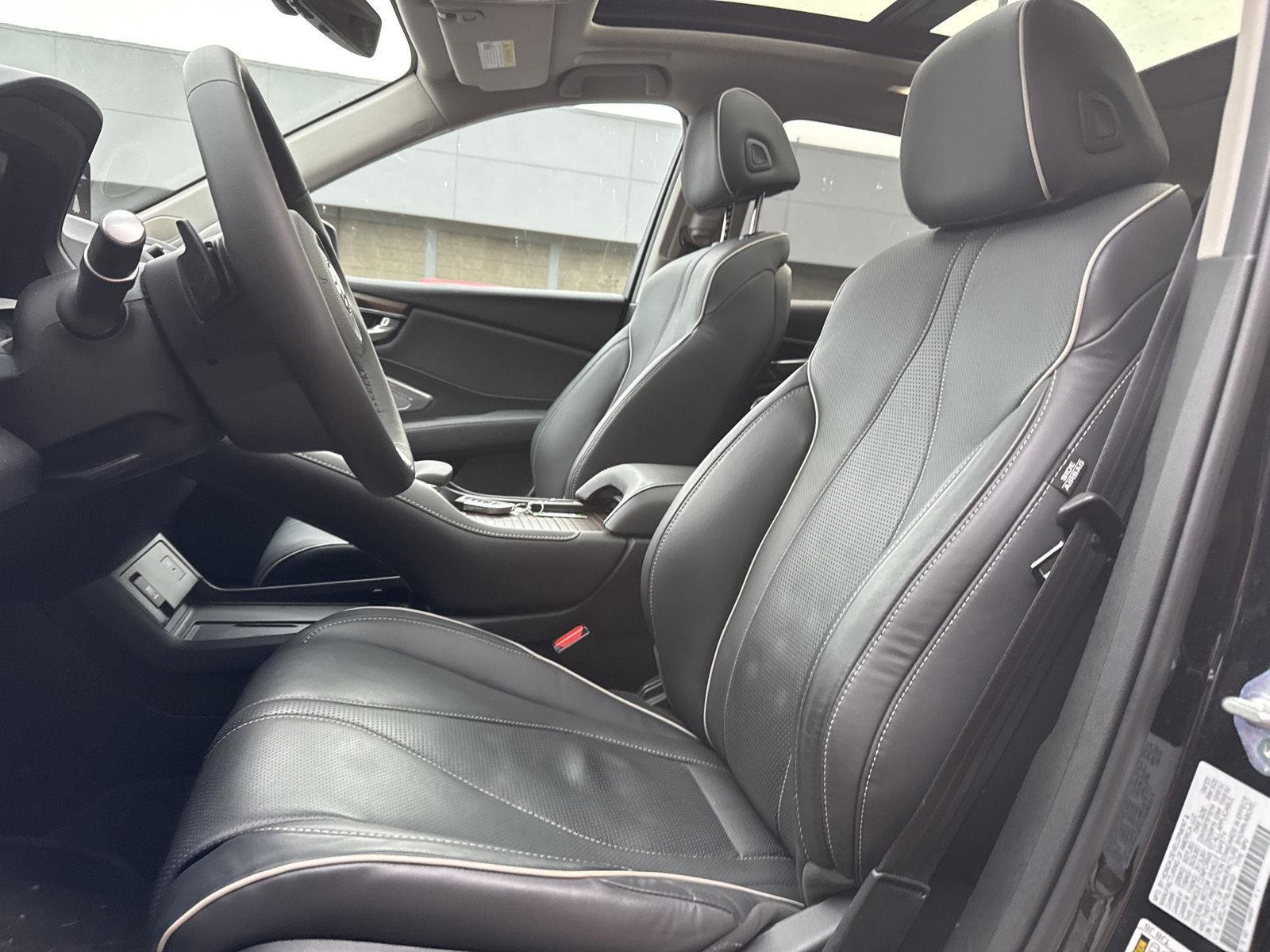 Used 2024 Majestic Black Pearl Acura SH-AWD w/Advance image 9