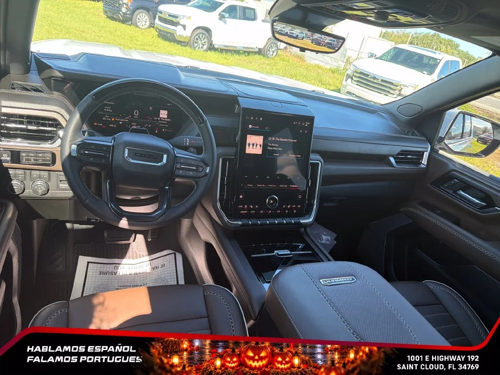 Used 2026 Glacier White Tricoat GMC Denali Ultimate image 29