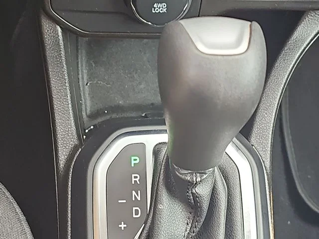 Used 2020 Black Jeep Sport image 18