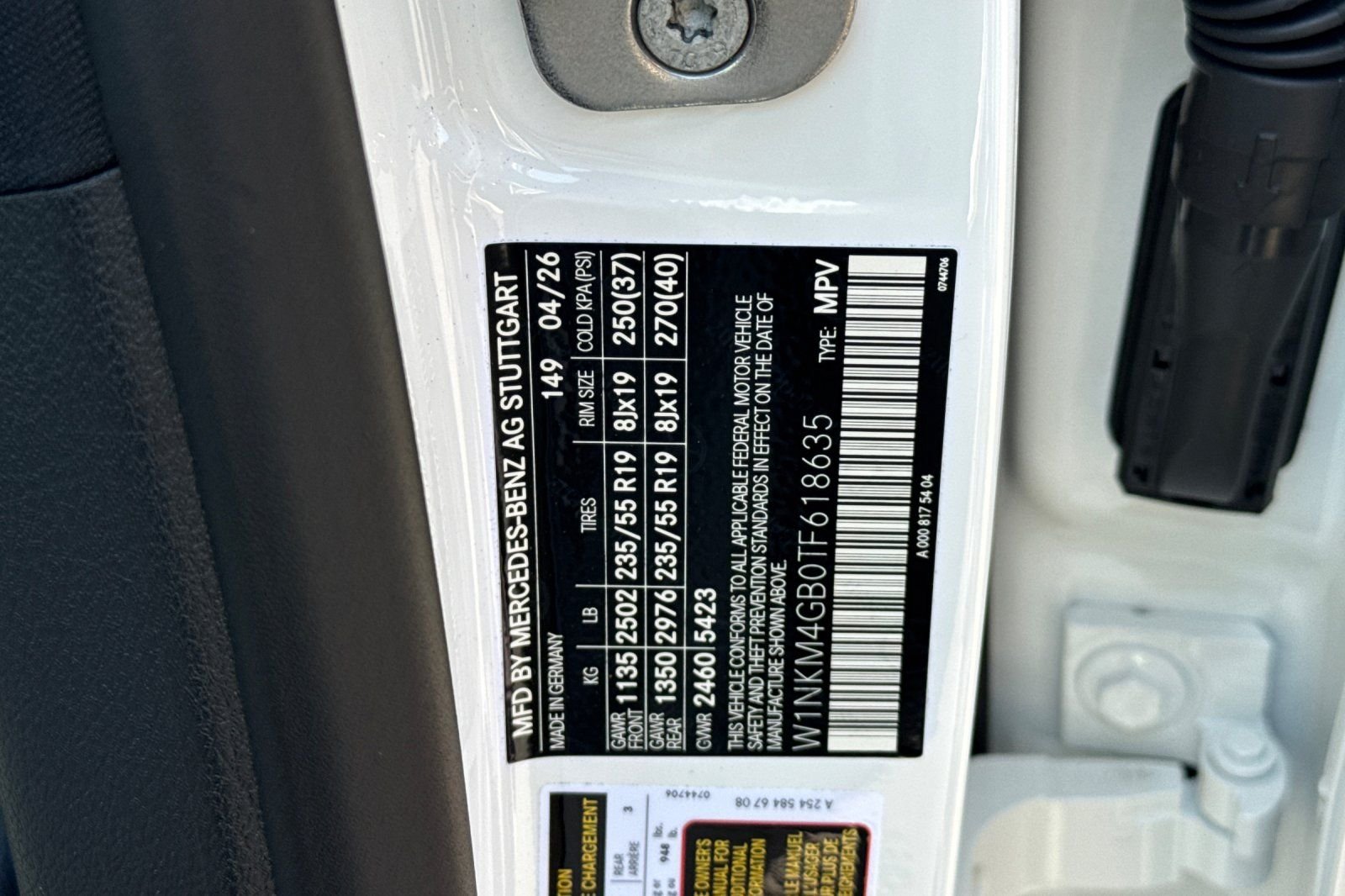 New 2026 Polar White Mercedes-Benz GLC 300 image 38