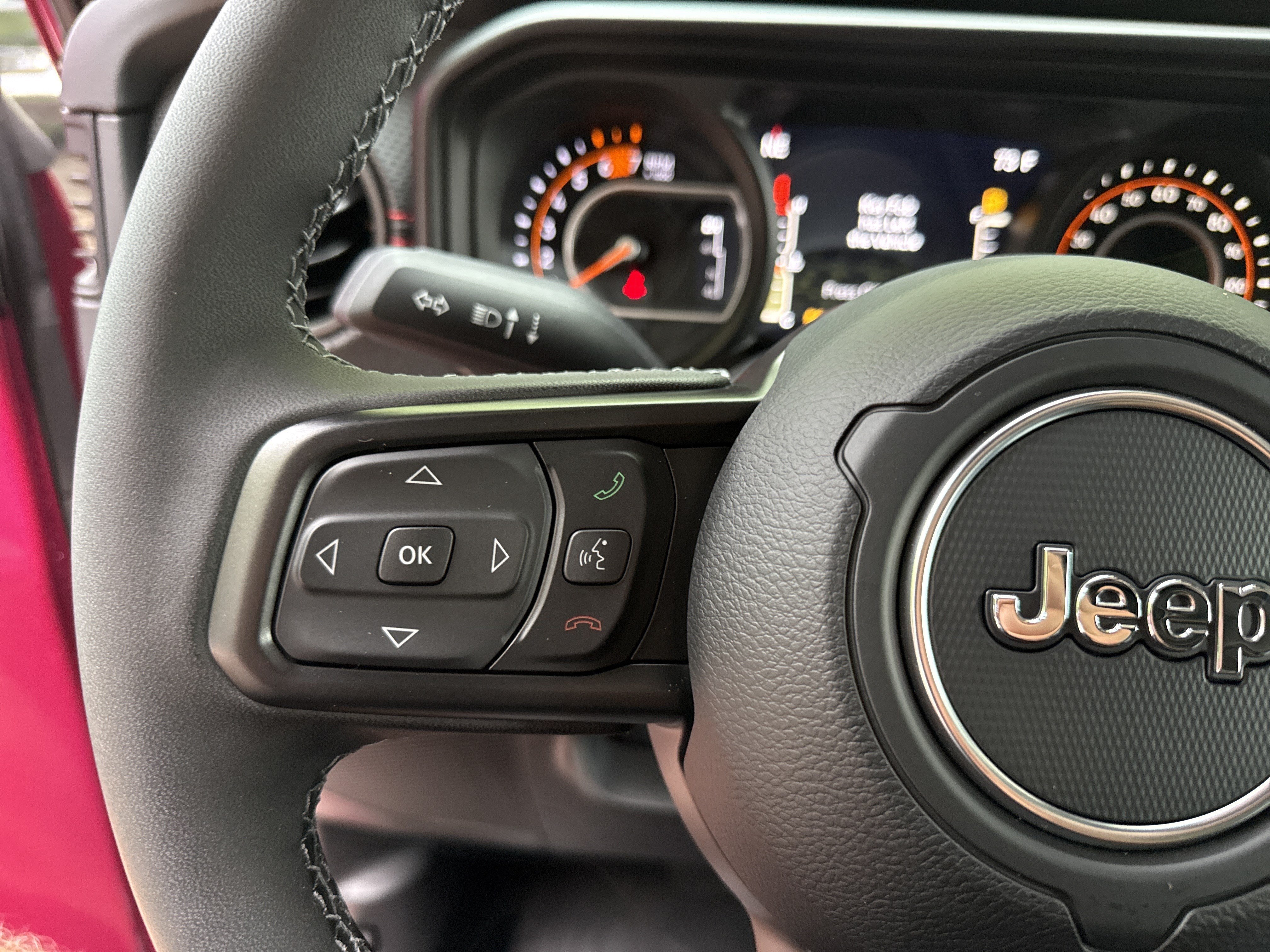 New 2026 Tuscadero Pearlcoat Jeep Rubicon image 27