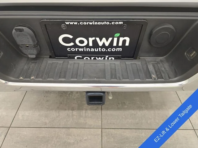 Used 2016 Summit White Chevrolet Work Truck image 17