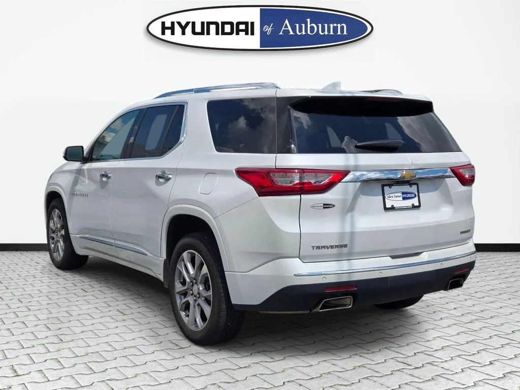 Used 2019 Beige Chevrolet Premier image 9