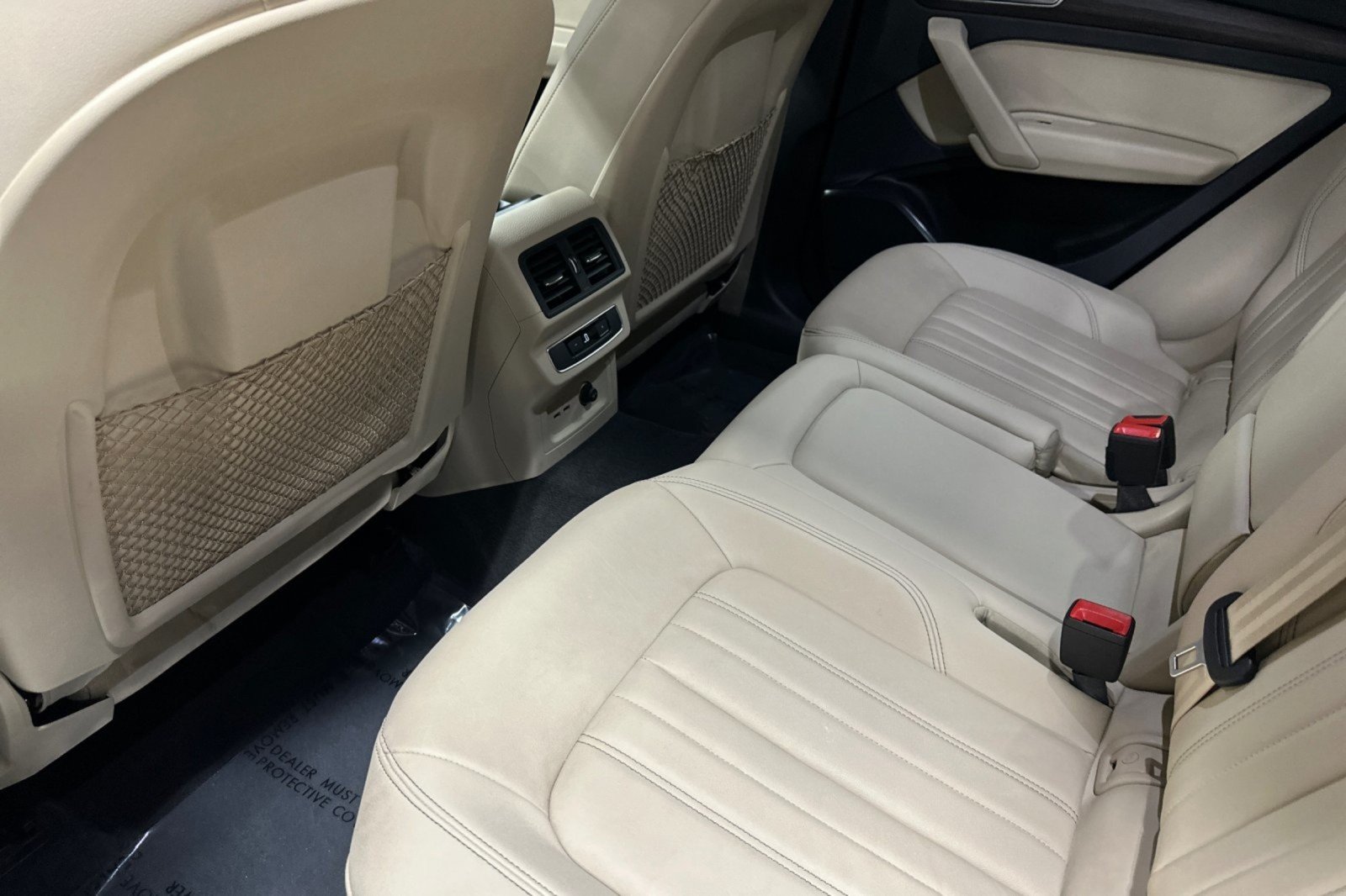 Used 2023 Ibis White Audi Premium 40 TFSI quattro image 11