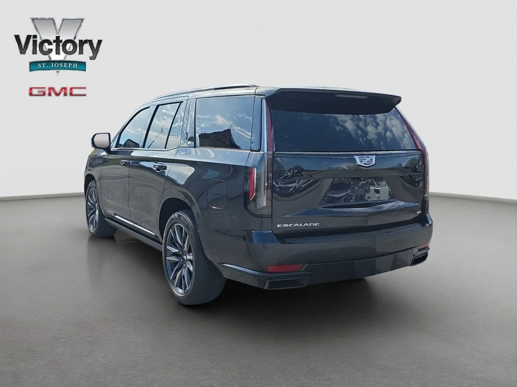 2022 Cadillac Escalade Sport - Photo 15