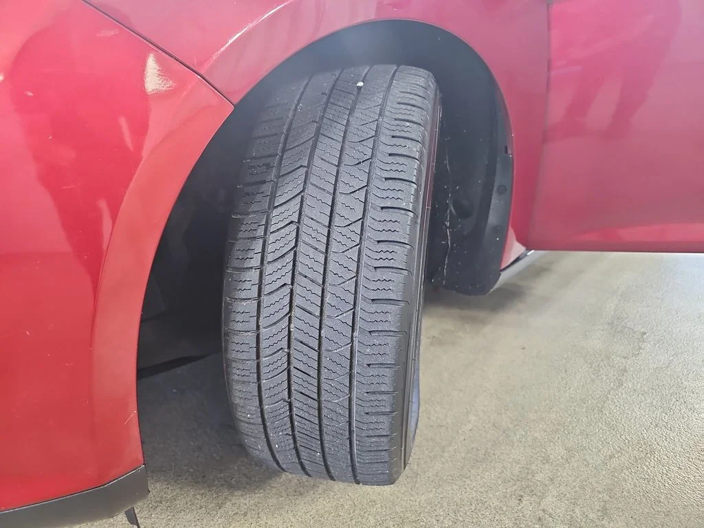 Used 2014 Red Ford SE image 36