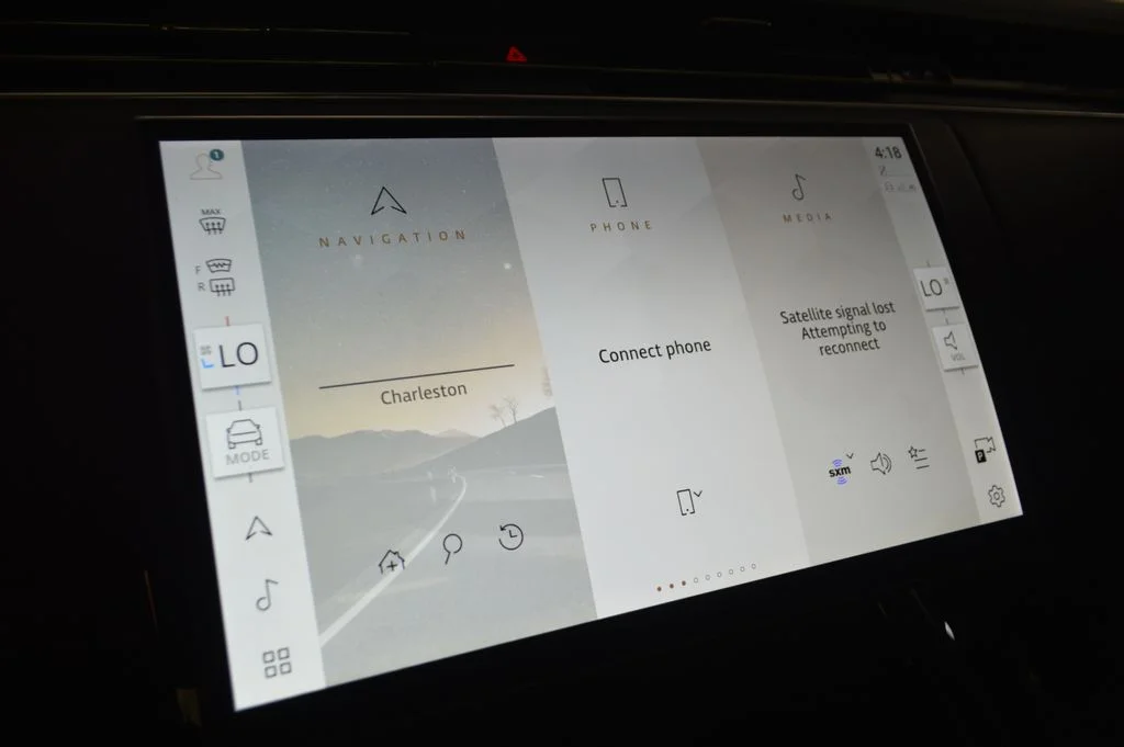 Used 2025 Gray Land Rover SE image 25