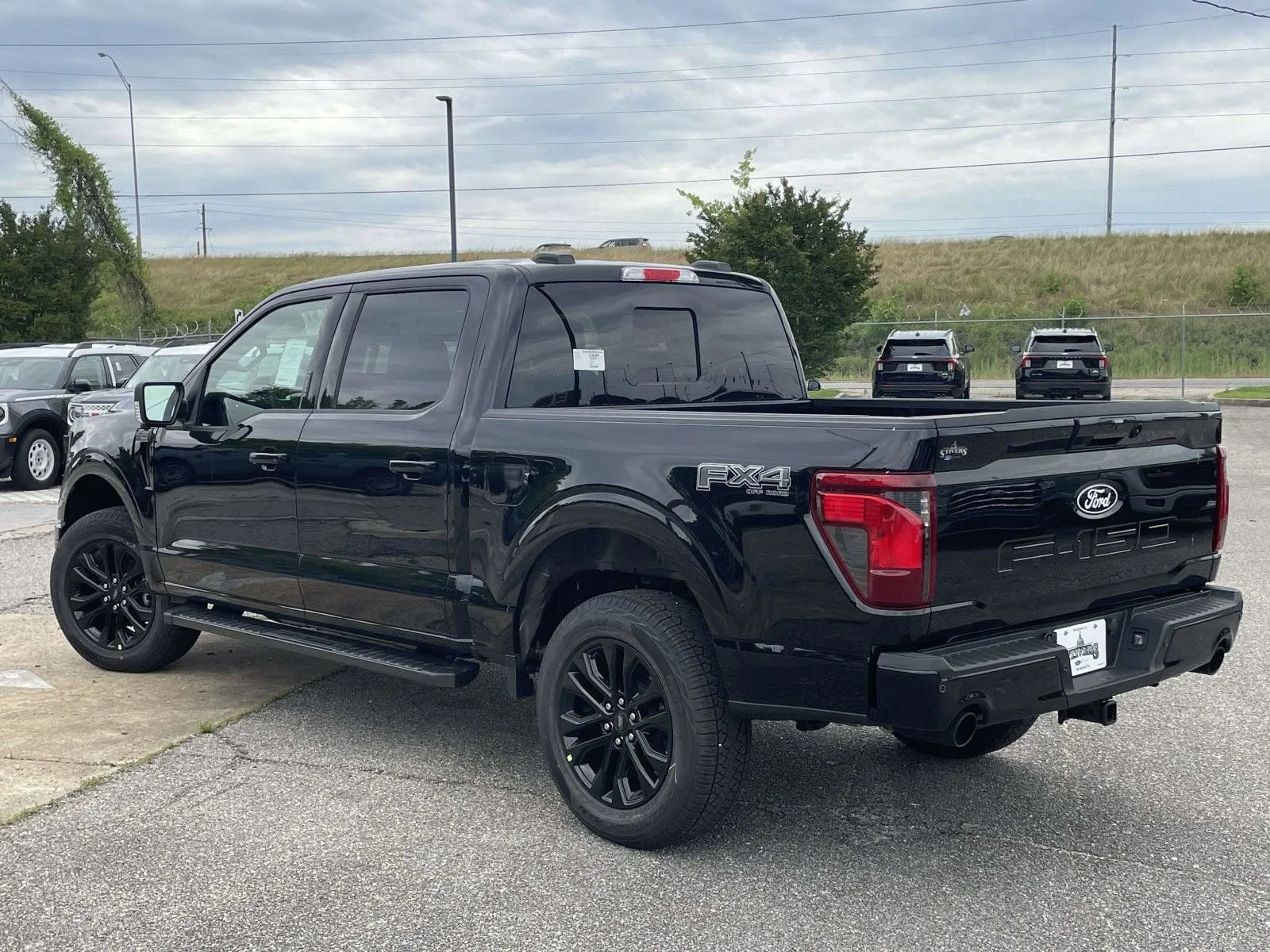 Used 2026 Black Ford XLT image 5