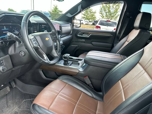 Used 2023 BLACK Chevrolet High Country image 7