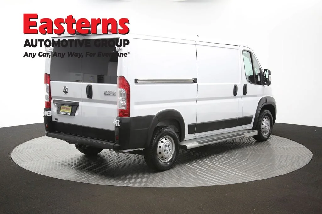 Used 2023 White Ram Base image 38