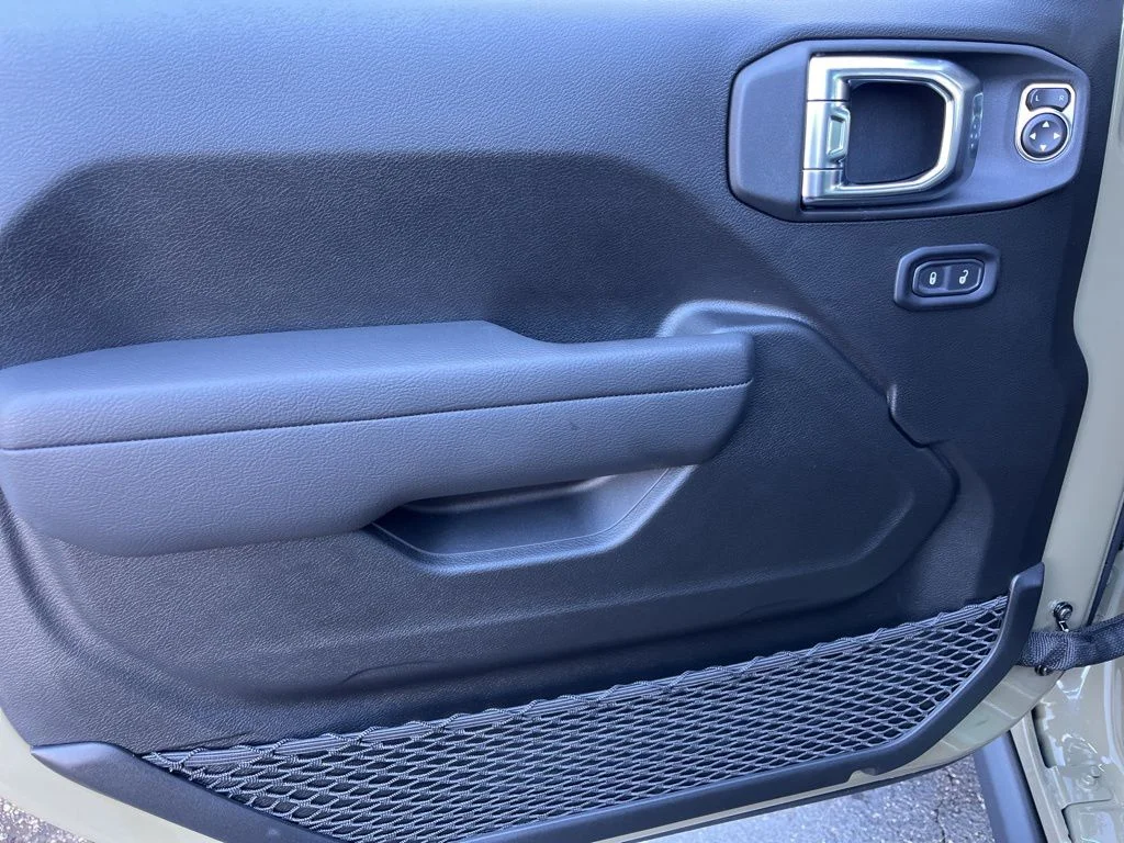 2026 Jeep Wrangler 2-Door Rubicon - Photo 28