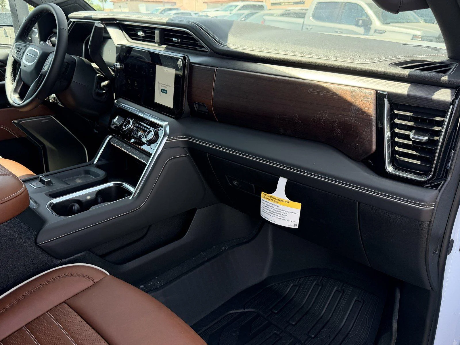 New 2026 Glacier White Tricoat GMC Denali Ultimate image 7