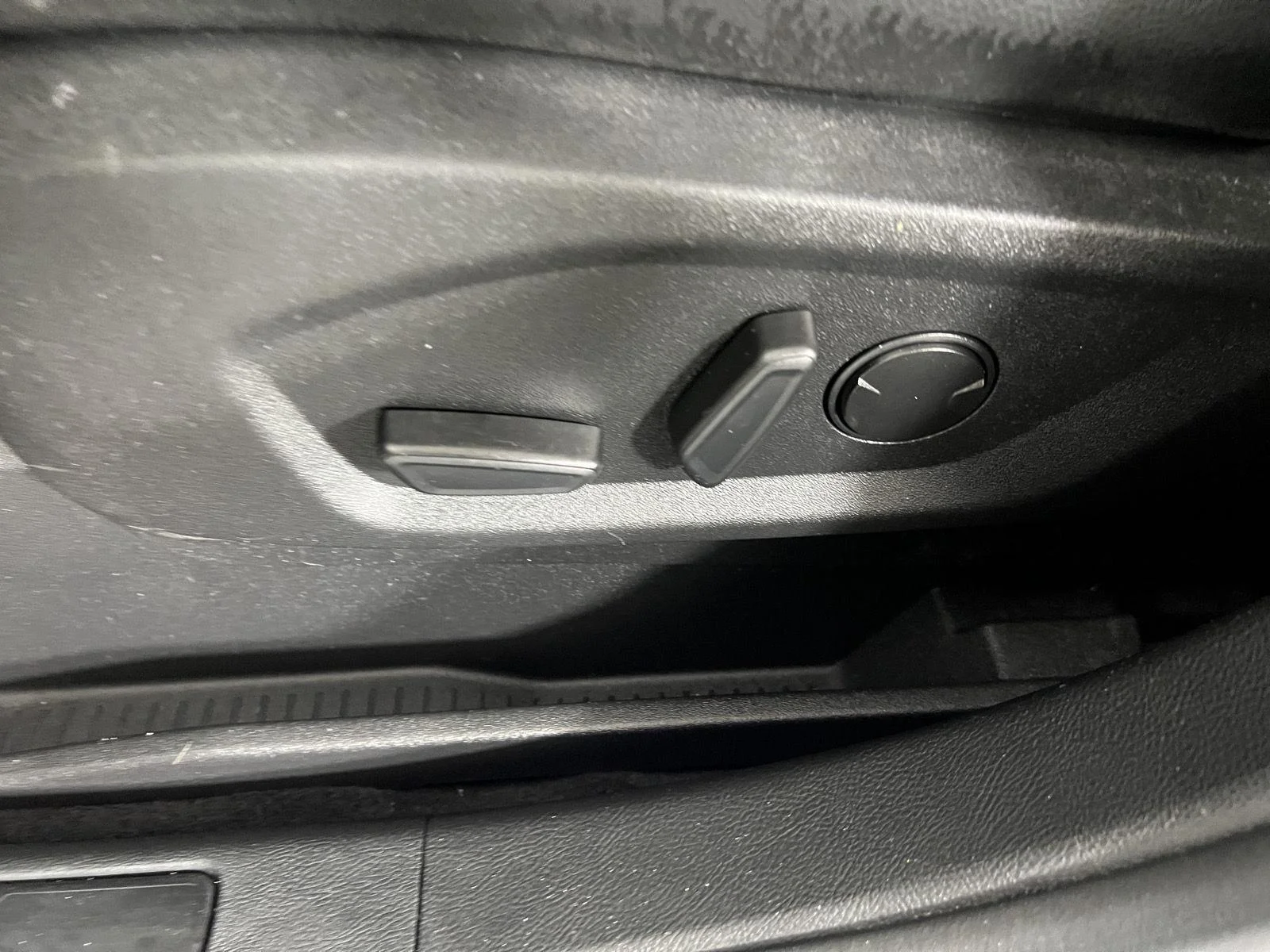 Used 2023 Wh Ford ST image 18