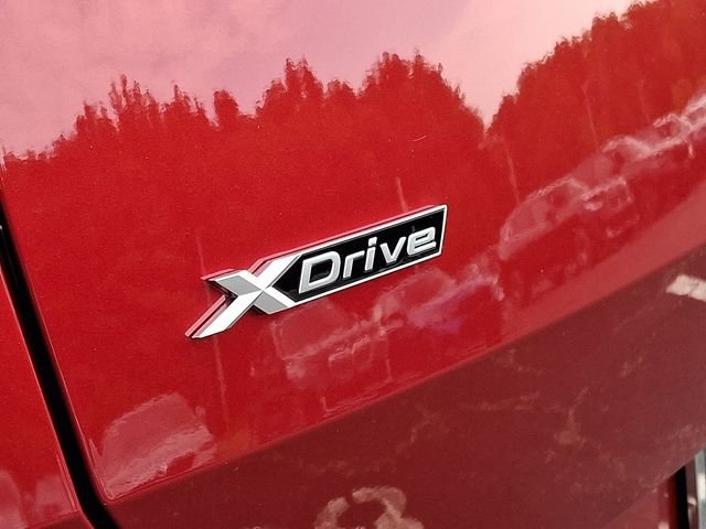 New 2026 Vegas Red Metallic BMW 30 xDrive image 21