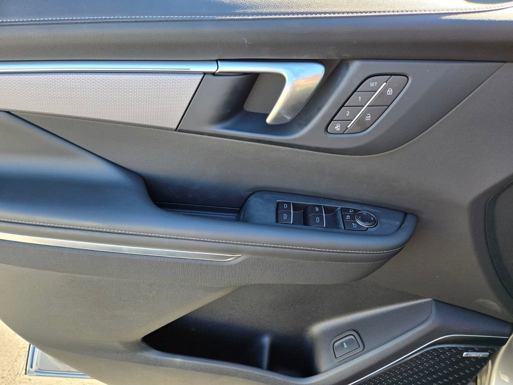 2026 Buick Enclave Sport Touring - Photo 11