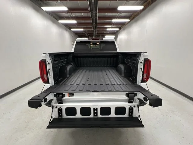 2026 GMC Sierra 1500 SLT - Photo 27
