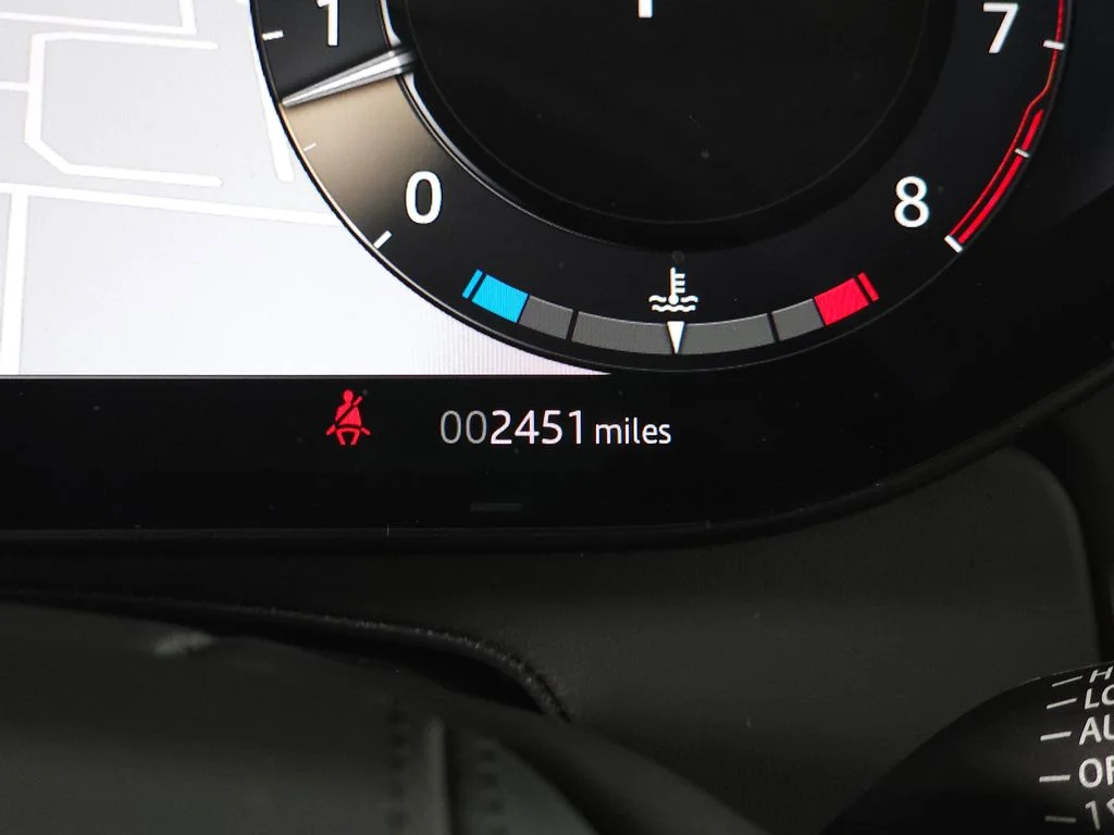 Certified Used 2025 White Land Rover SE image 23