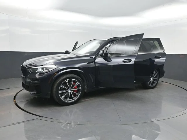 Used 2022 Black BMW sDrive40i image 37