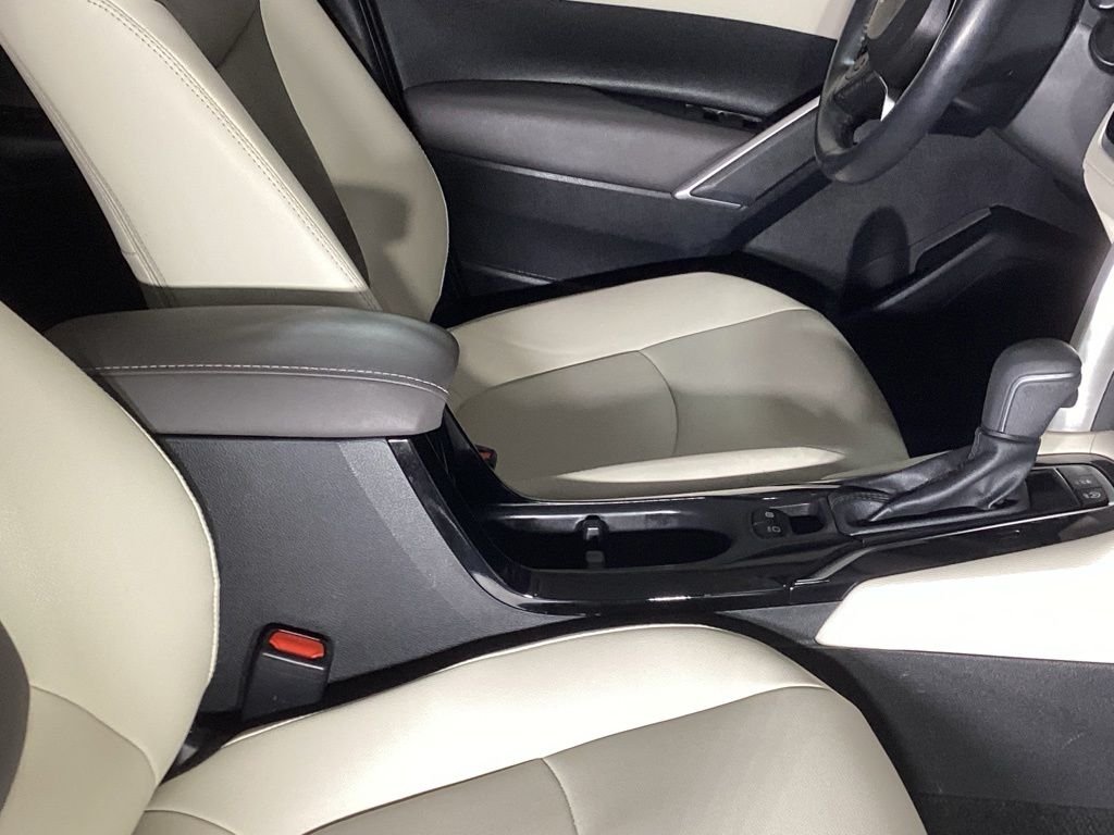 Used 2023 Black Toyota XLE image 3
