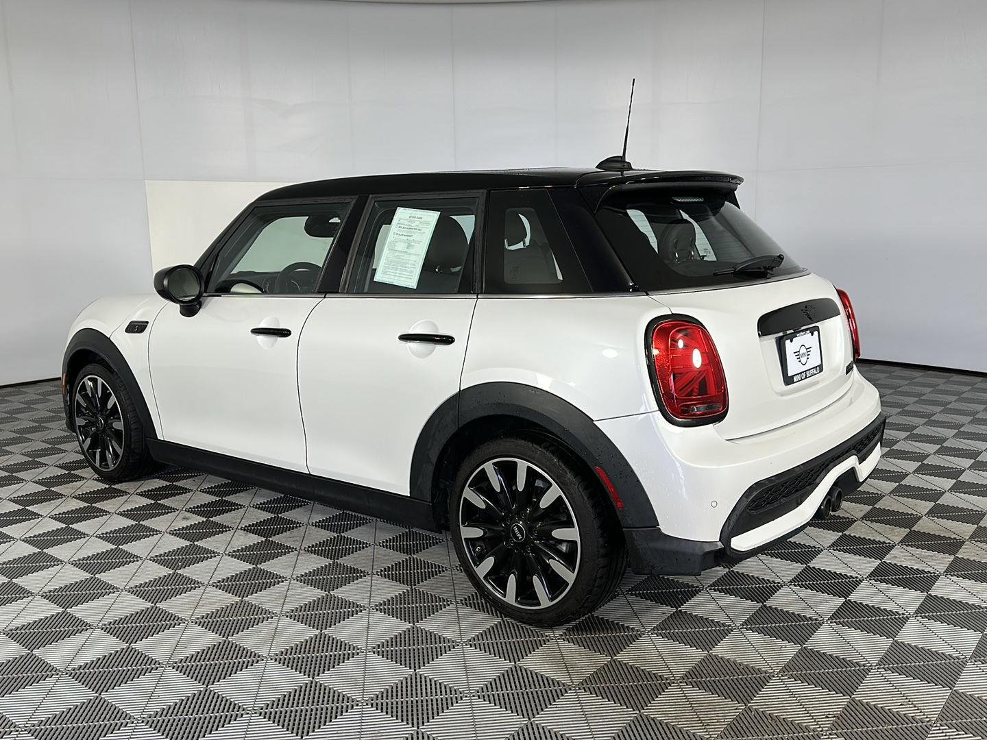 Used 2024 Nanuq White Metallic MINI Cooper S image 19