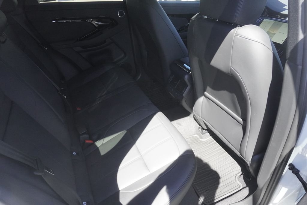 New 2026 Fuji White Land Rover S image 25