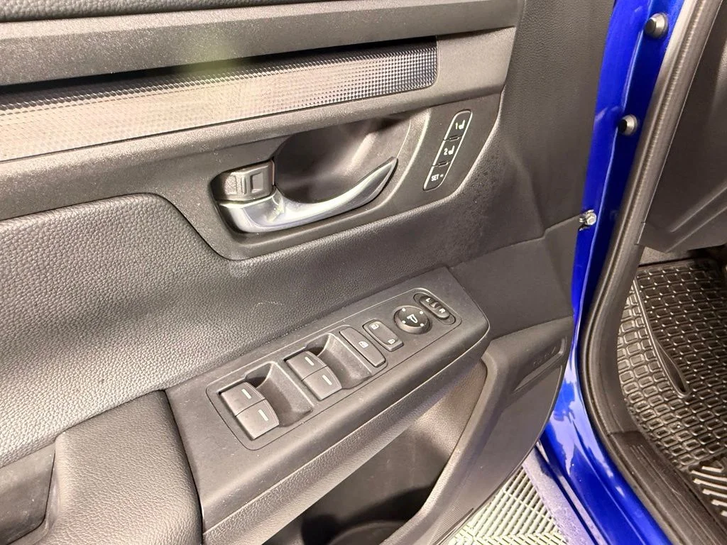 Used 2025 Blue Honda Sport-L image 19