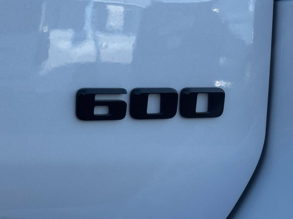 2026 Cadillac Escalade Platinum Sport - Photo 11
