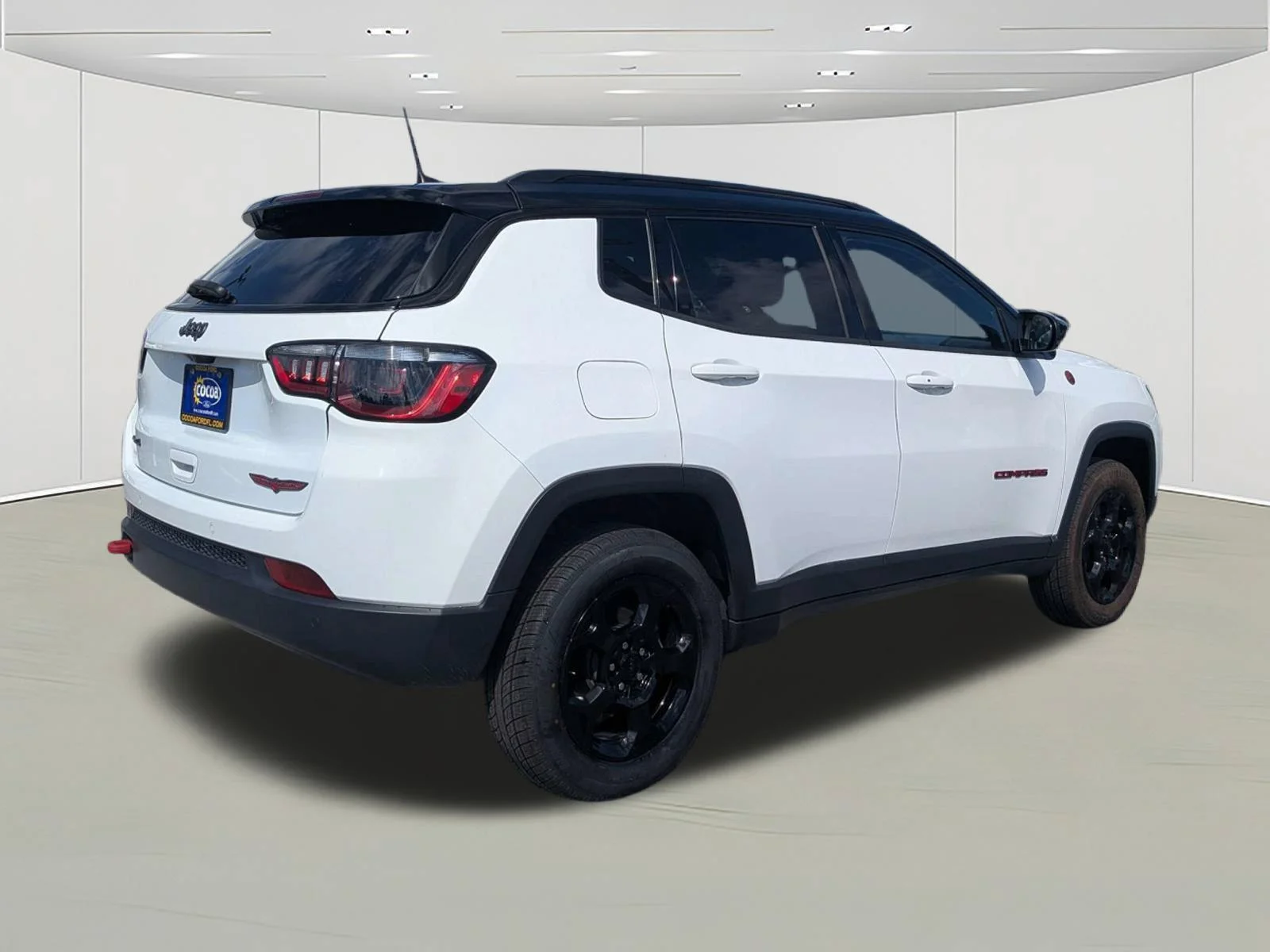 Used 2023 White Jeep Trailhawk image 3