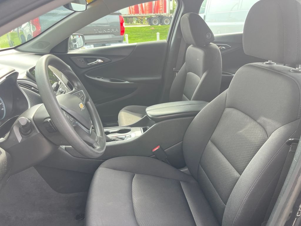2023 Chevrolet Malibu 1LT - Photo 18