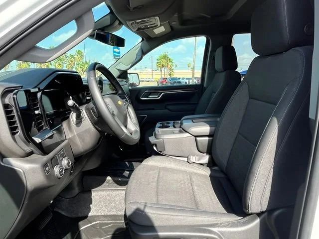 Used 2025 Summit White Chevrolet LT image 19