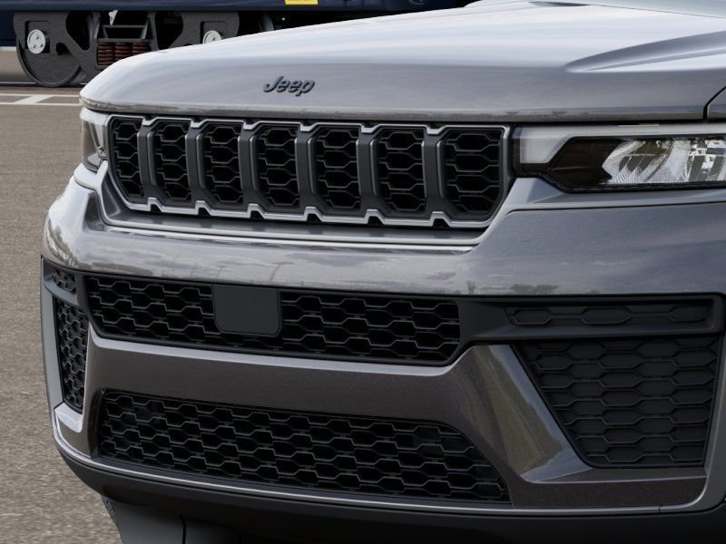 New 2026 Baltic Gray Metallic Clear-Coat Exterior Paint Jeep Altitude image 11