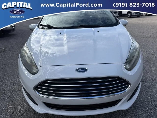 Used 2019 White Ford SE image 10