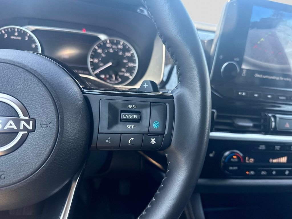 Used 2023 Red Nissan SL image 29