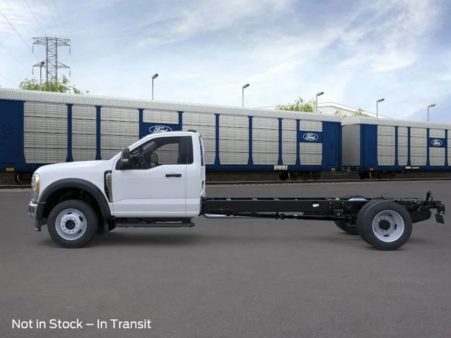 New 2026 Oxford White Ford F-550® XL image 3