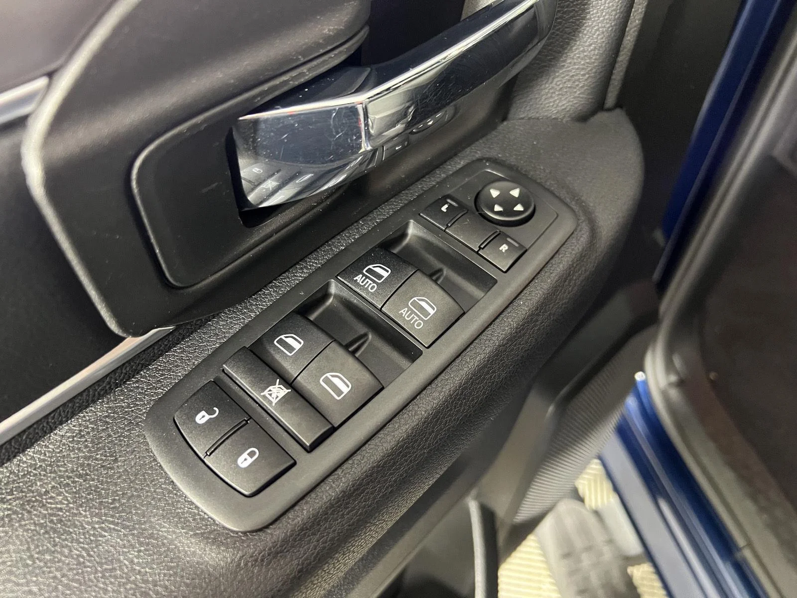 Used 2021 Patriot Blue Pearlcoat Ram Warlock image 32