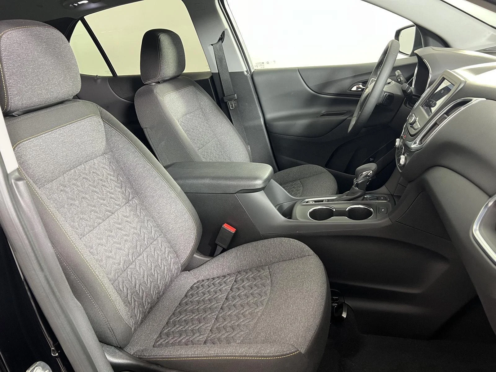 Used 2024 Mosaic Black Metallic Chevrolet LT image 21