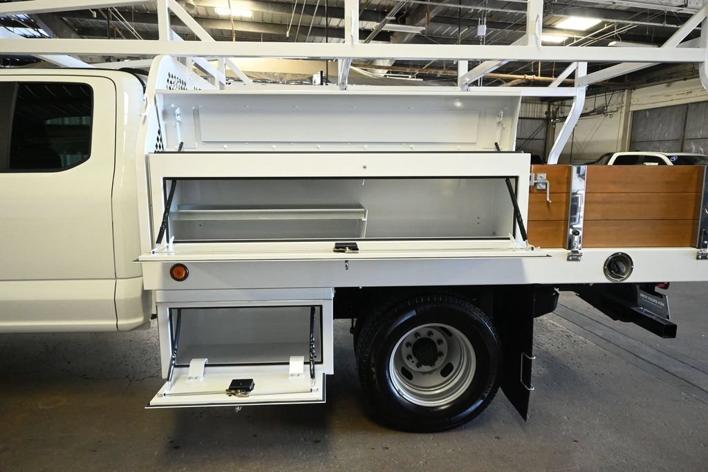 New 2026 Oxford White Ford XL image 25