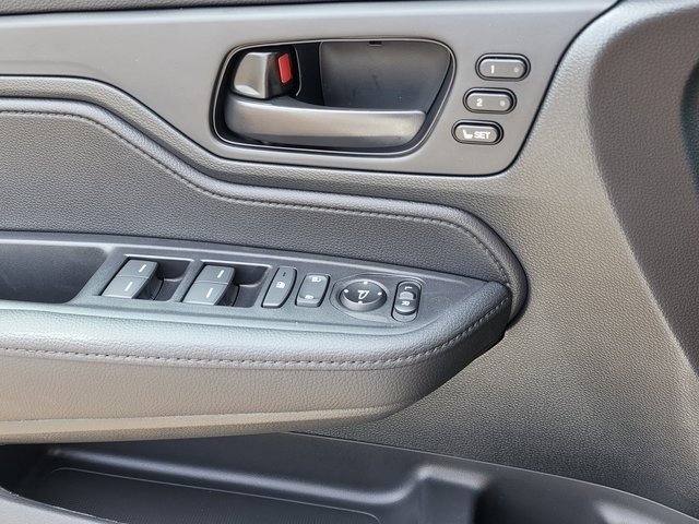 2023 Honda Odyssey EX-L - Photo 20